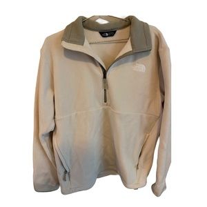 NORTH FACE PULLOVER